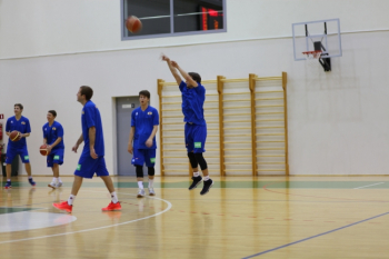 Spēle: Madona/BJSS 47 - 83 RSU