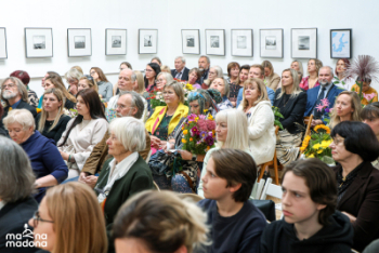 Jāņa Simsona Madonas mākslas skolas 50, izstādes  “Atmiņu tuvplāni. Zelta fondi. Mākslu simbioze” atklāšana