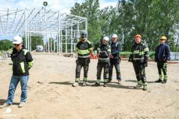 Spāru svētki Saules ielas 71 industriālajai zonai