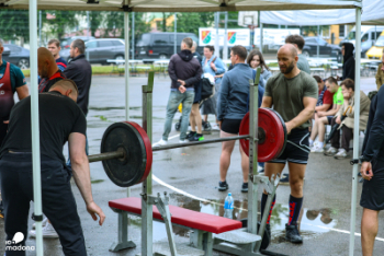 Madonai 100 | Latvijas čempionāts svaru stieņa spiešanā guļus